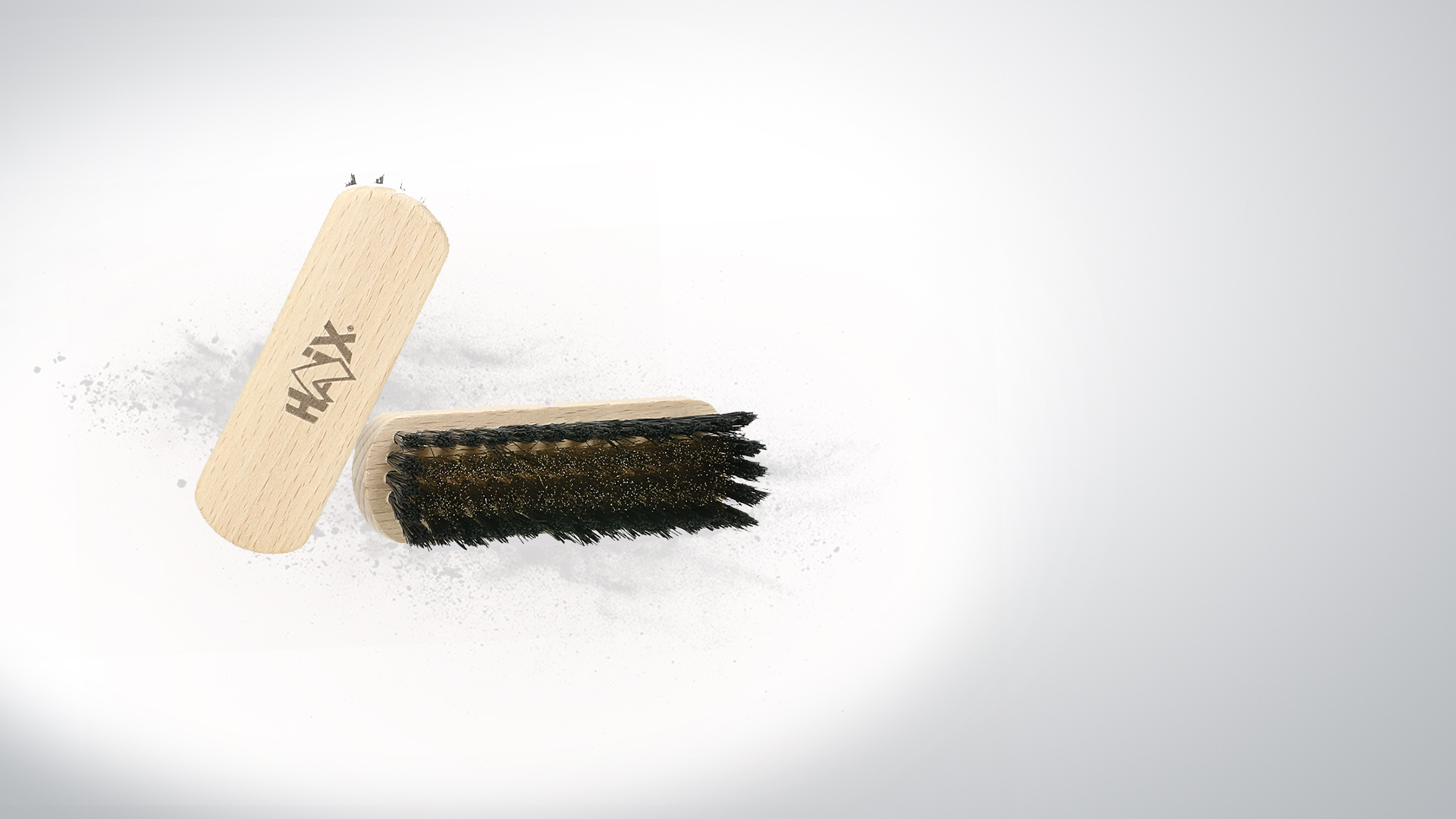 900301_velourcarebrush 900301_velourcarebrush