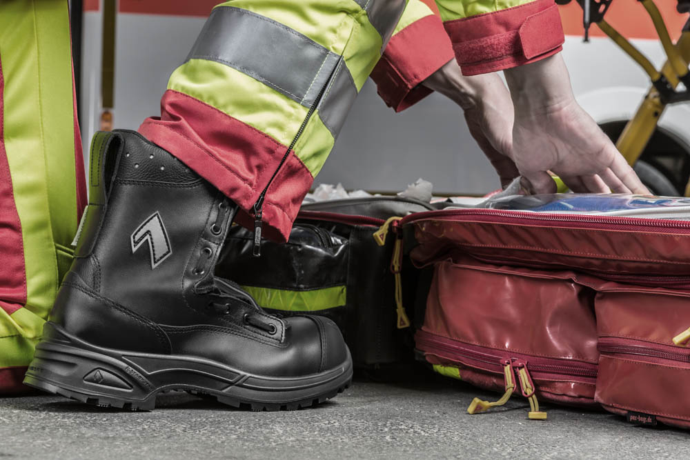 605117_airpower-xr1_bla_act09 605117_airpower-xr1_bla_act0901910