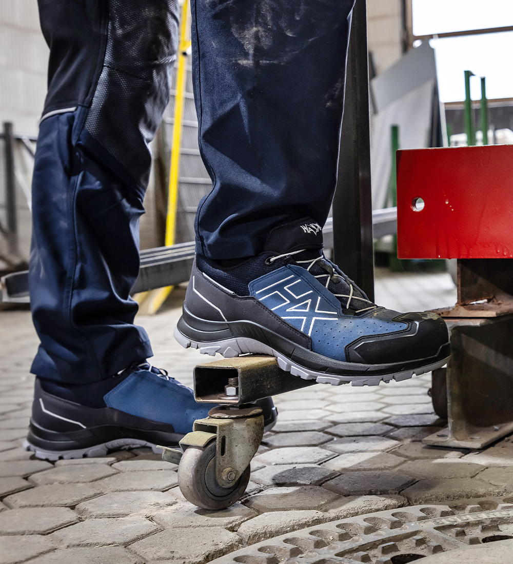 610050_black-eagle-safety-200-m-t_blue_1000x1100px