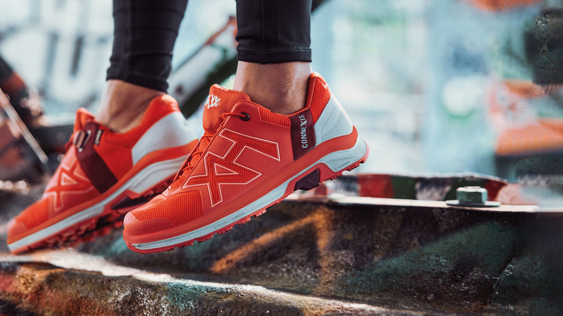 360008_connexis_go_gtx_ws_low_fire-storm