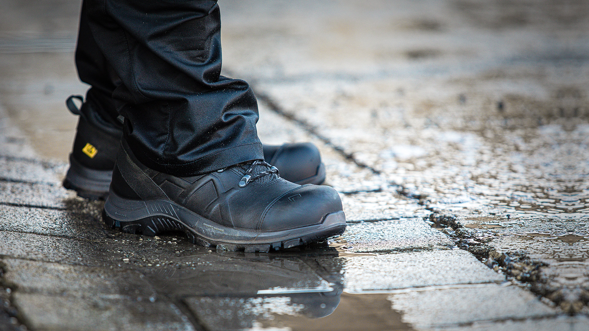 610012_black_eagle_safety_56_low