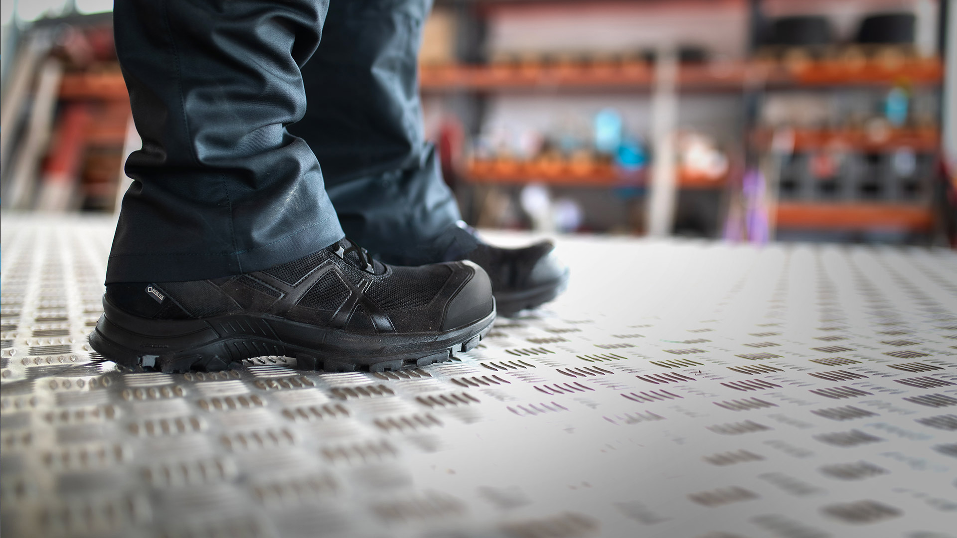 610024_black_eagle_safety_40_mid_black_black