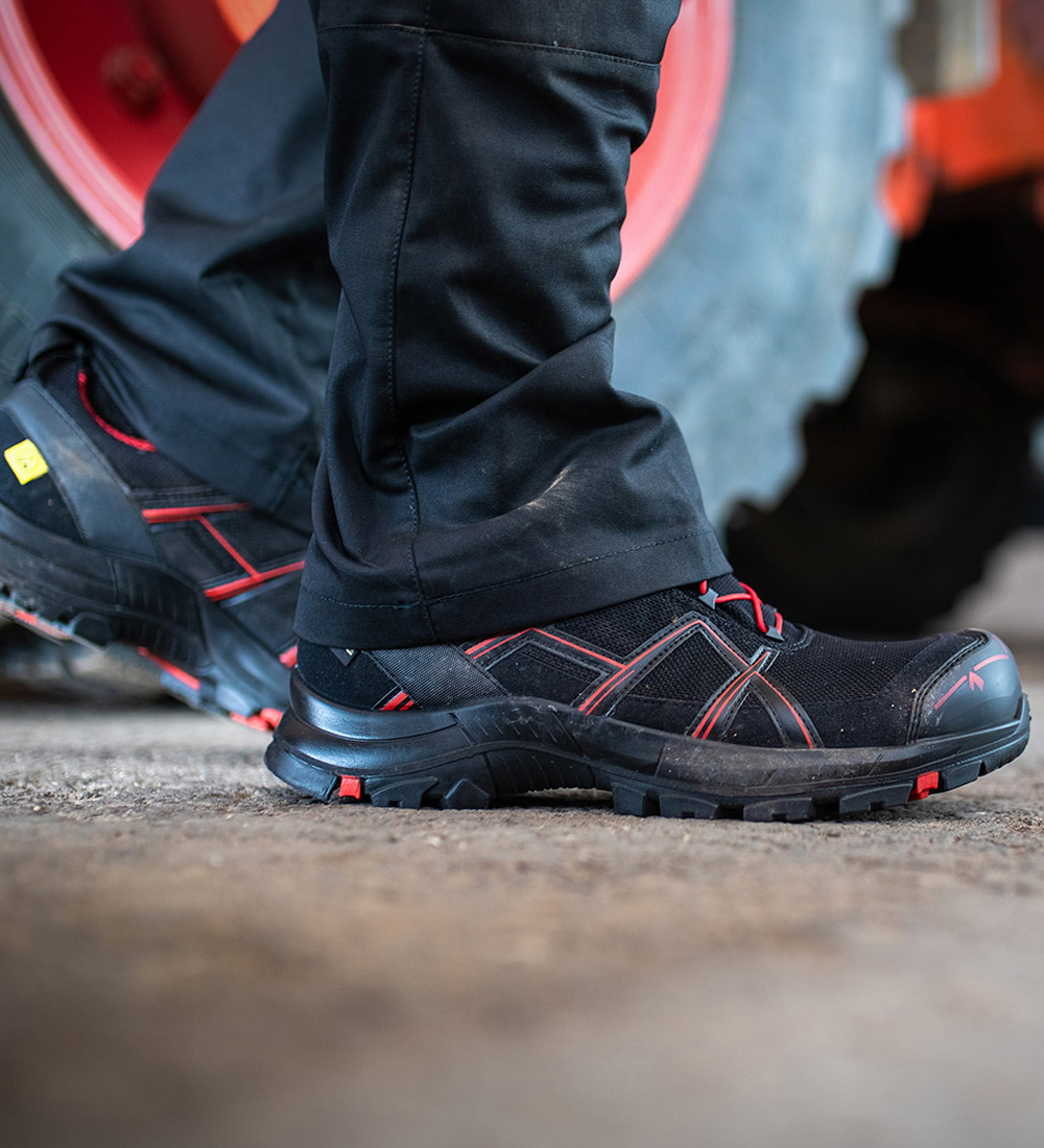 610002 HAIX Black Eagle Safety 40.1 low black-red 1000x1100 - Kopie 610002 HAIX Black Eagle Safety 40.1 low black-red 1000x1100 - Kopie