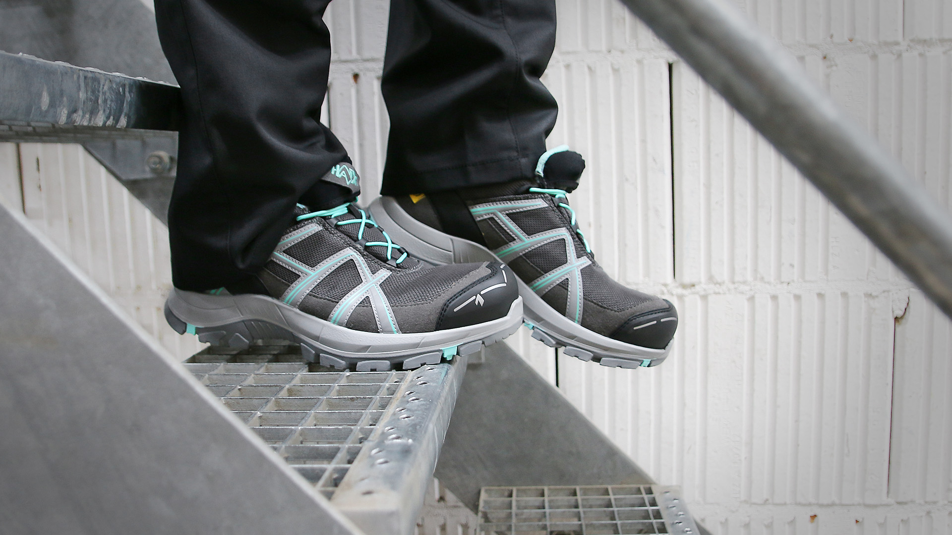 610041_black_eagle_safety_40-1_ws_low_grey_mint